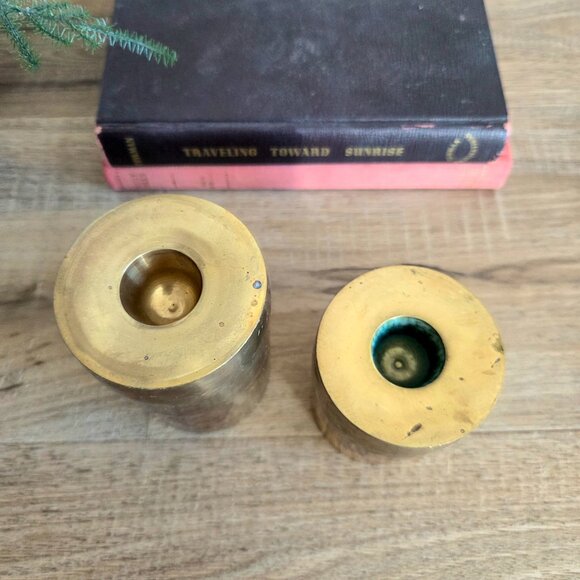 Set of 2 Midcentury Modern brass candleholder - Picture 2 of 5